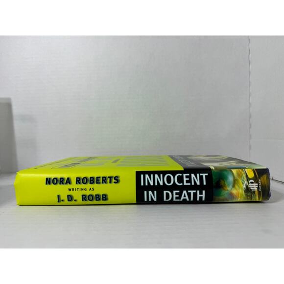 Innocent in Death by J.D. Robb (Nora Roberts) Hardback Book - Picture 12 of 13